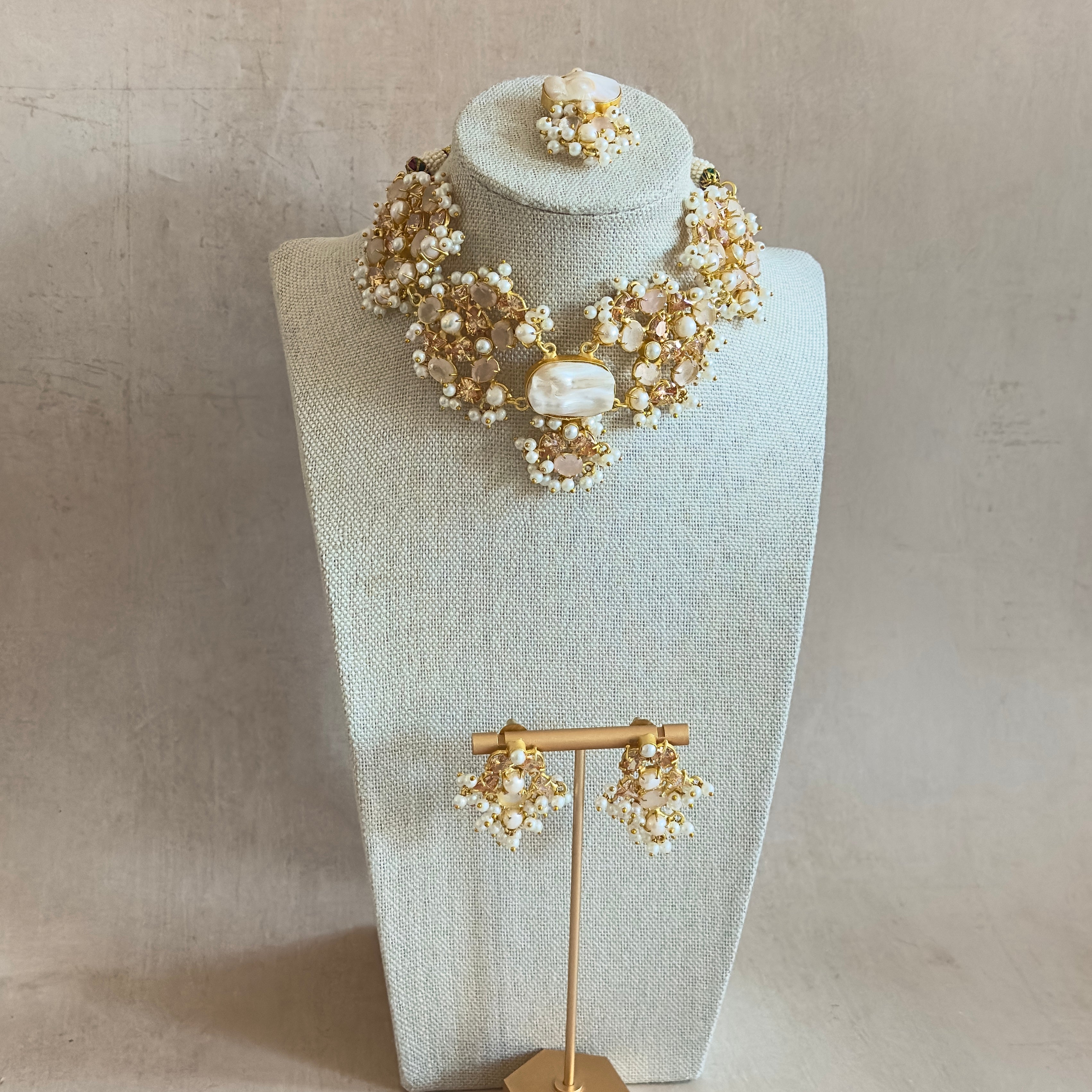 Irum Rose Choker Set - Ahseya & Co