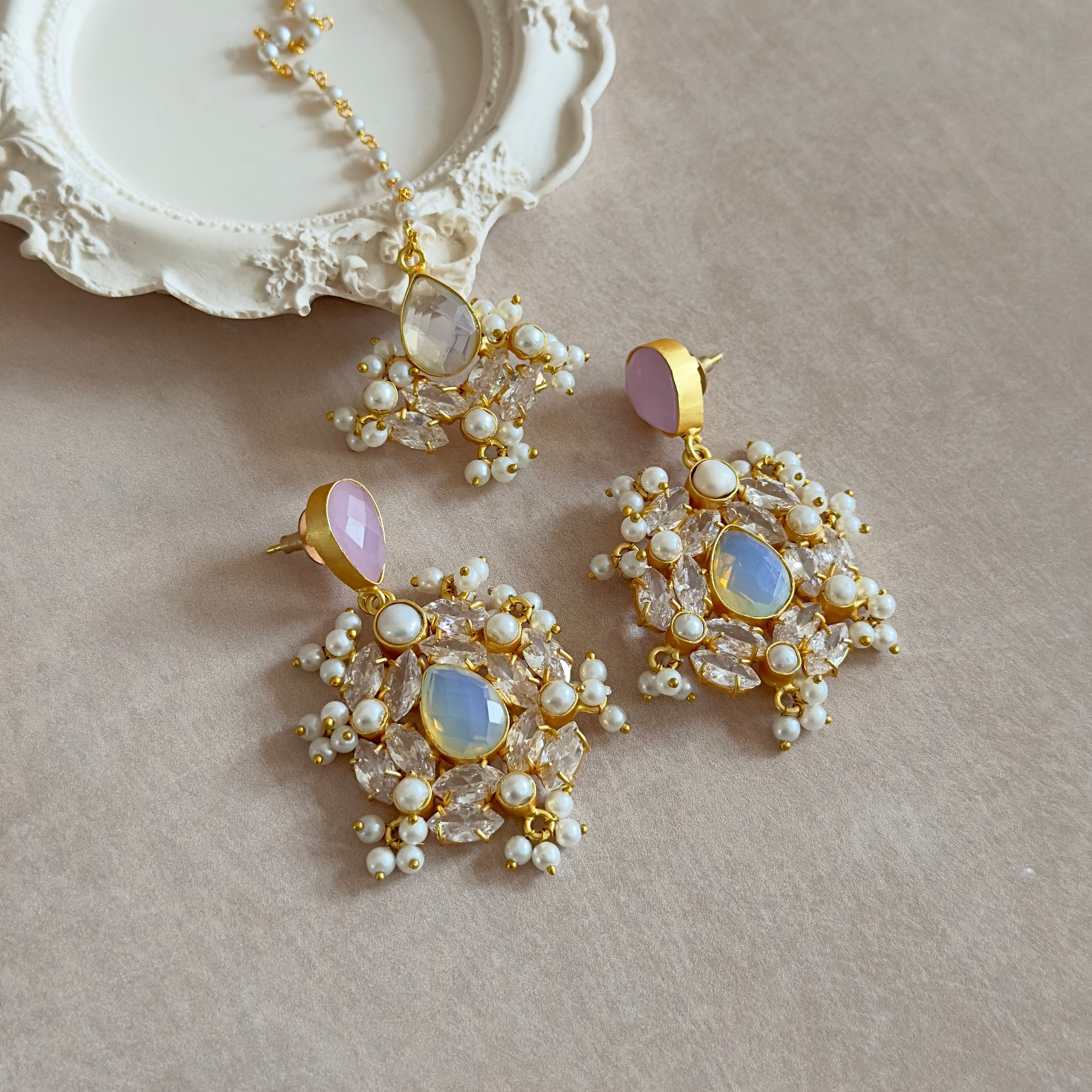 Imaanah Crystal Tikka Set - Ahseya & Co