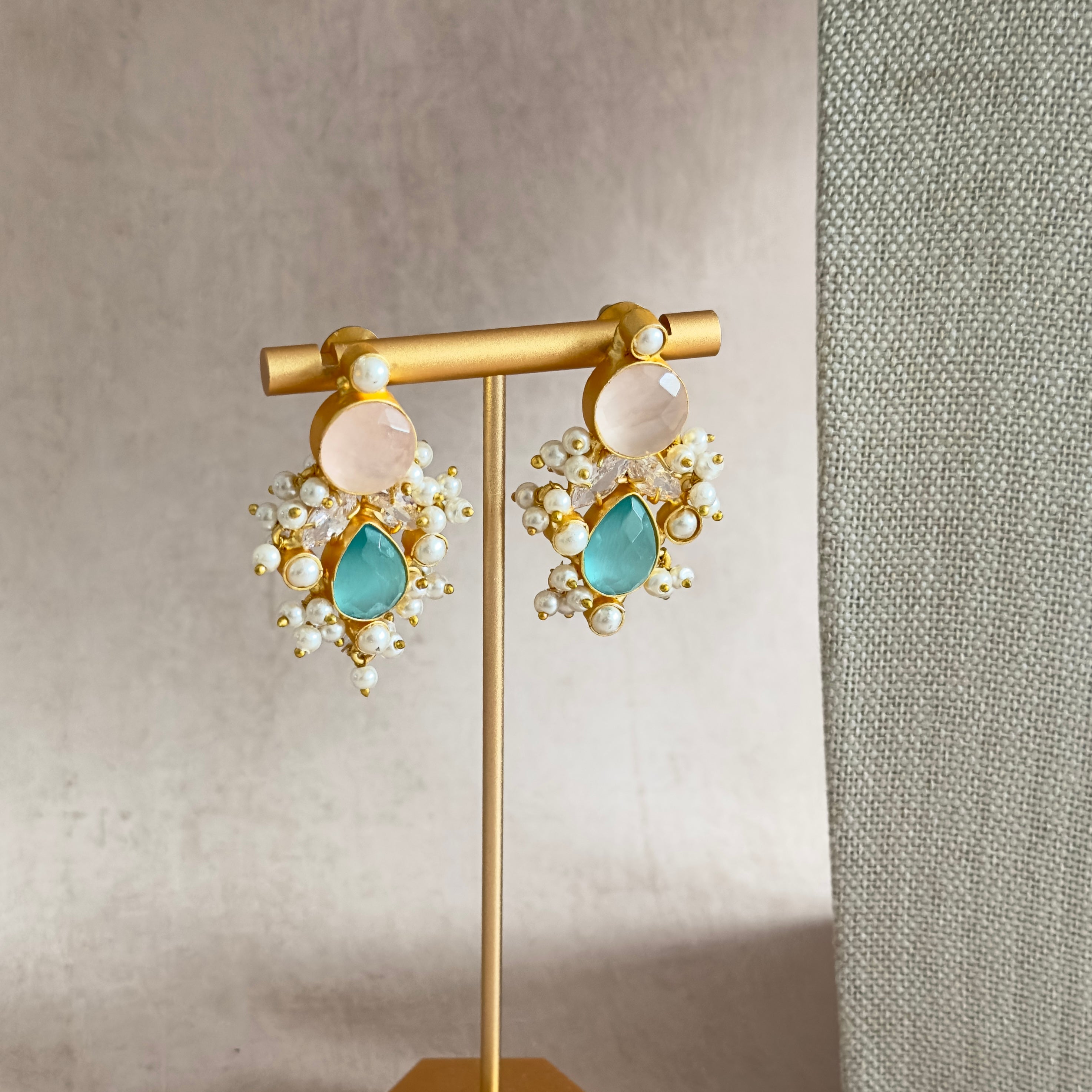 Kaelani Pink Blue Crystal Necklace Set - Ahseya & Co