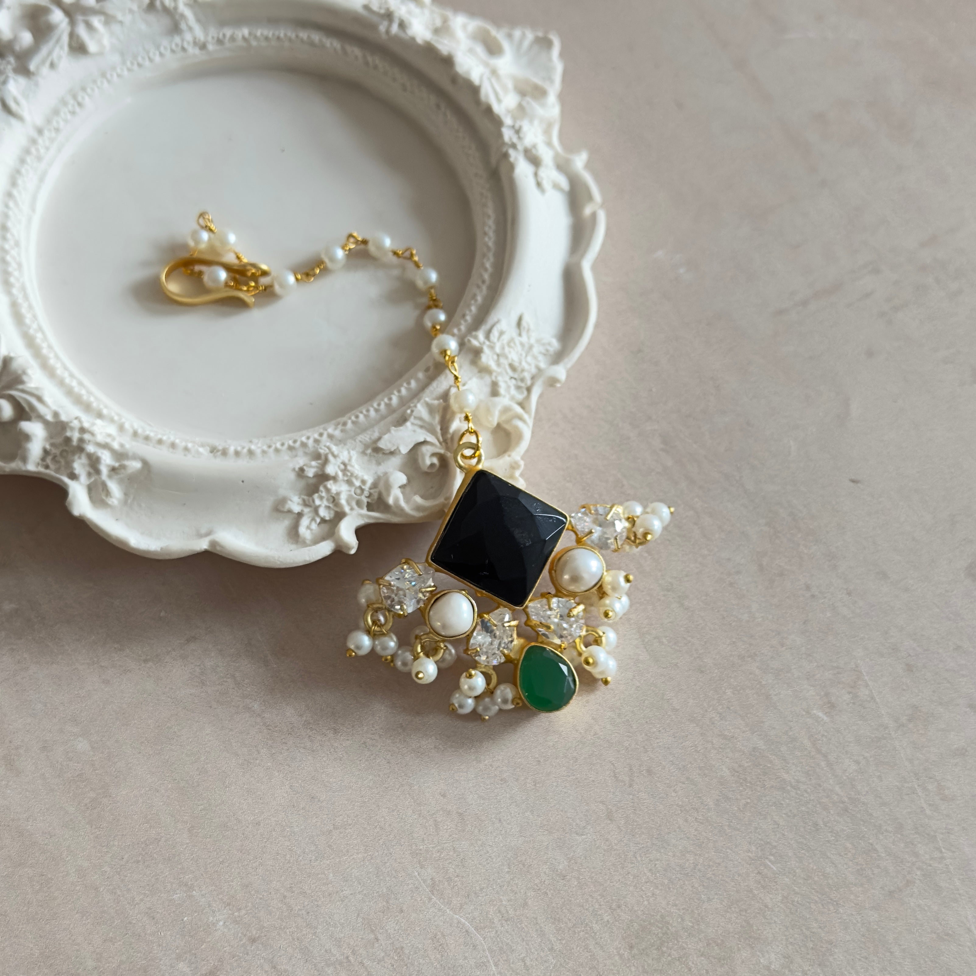 Trina Black Crystal Tikka Set - Ahseya & Co