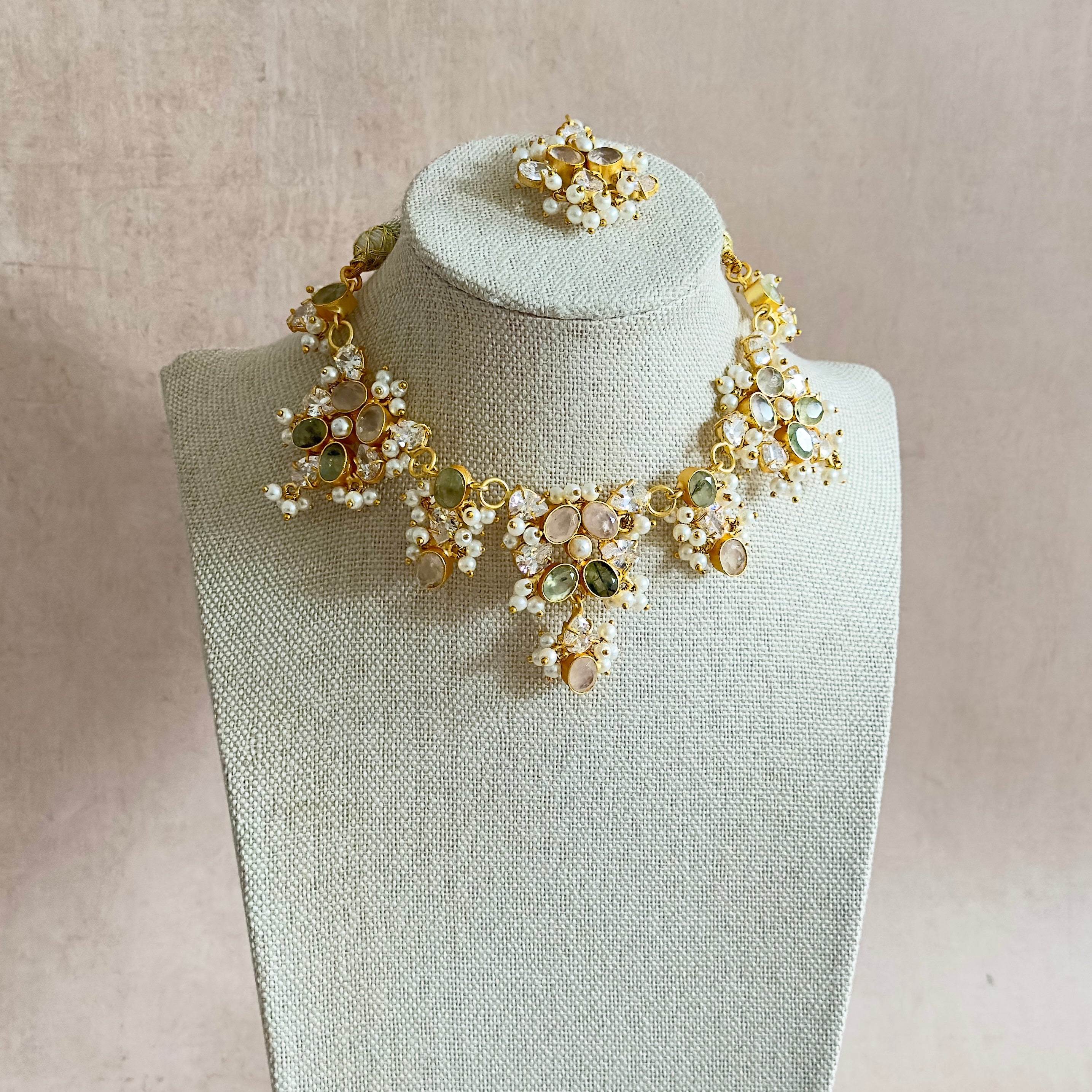 Munira Olive Rose Necklace Set - Ahseya & Co