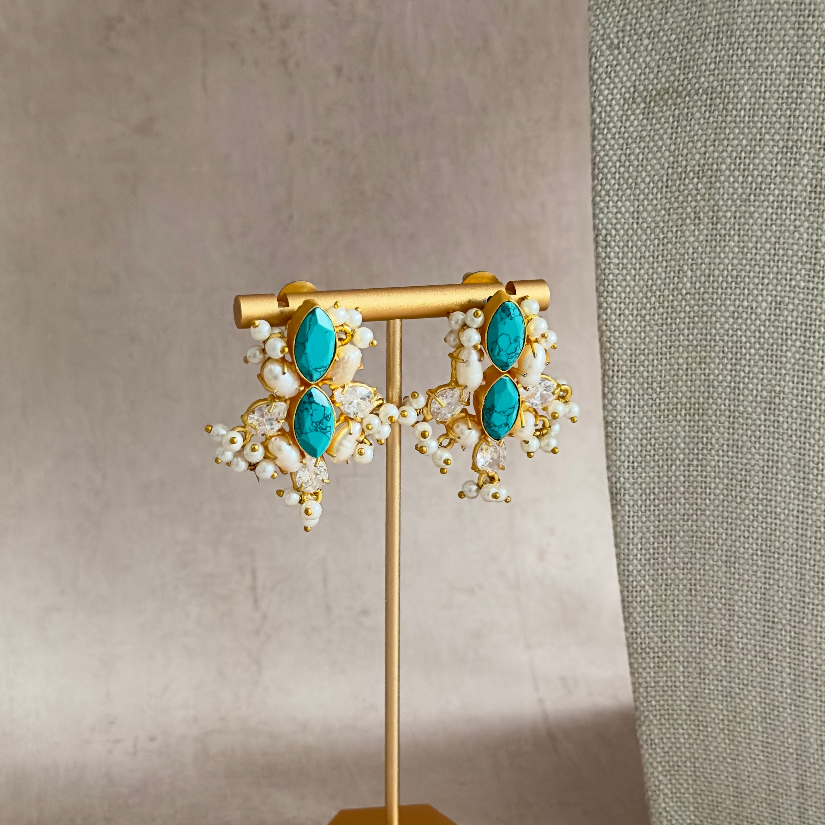 Hiba Turquoise Crystal Choker Set - Ahseya & Co