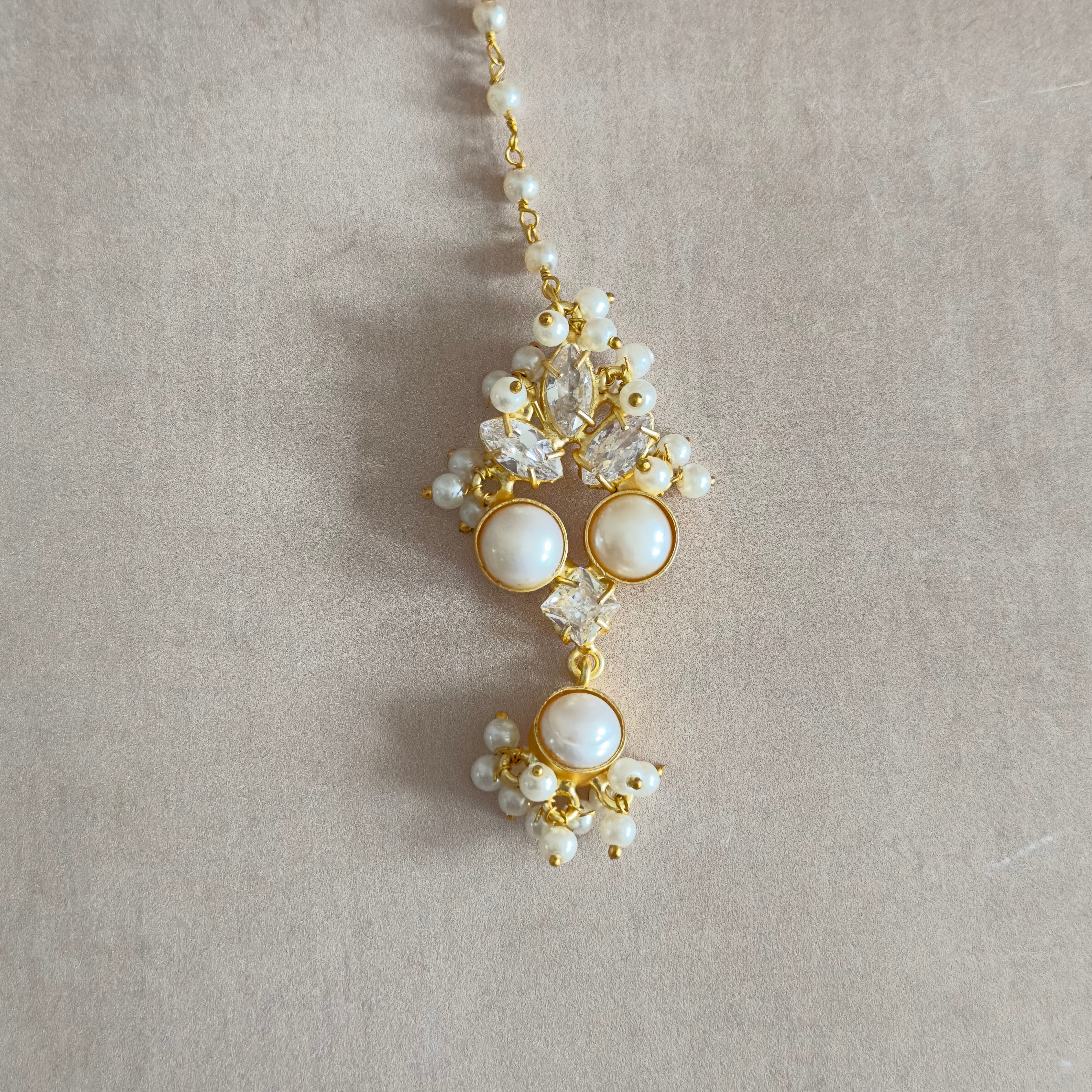 Ranya Pearl Crystal Pearl Necklace Set - Ahseya & Co