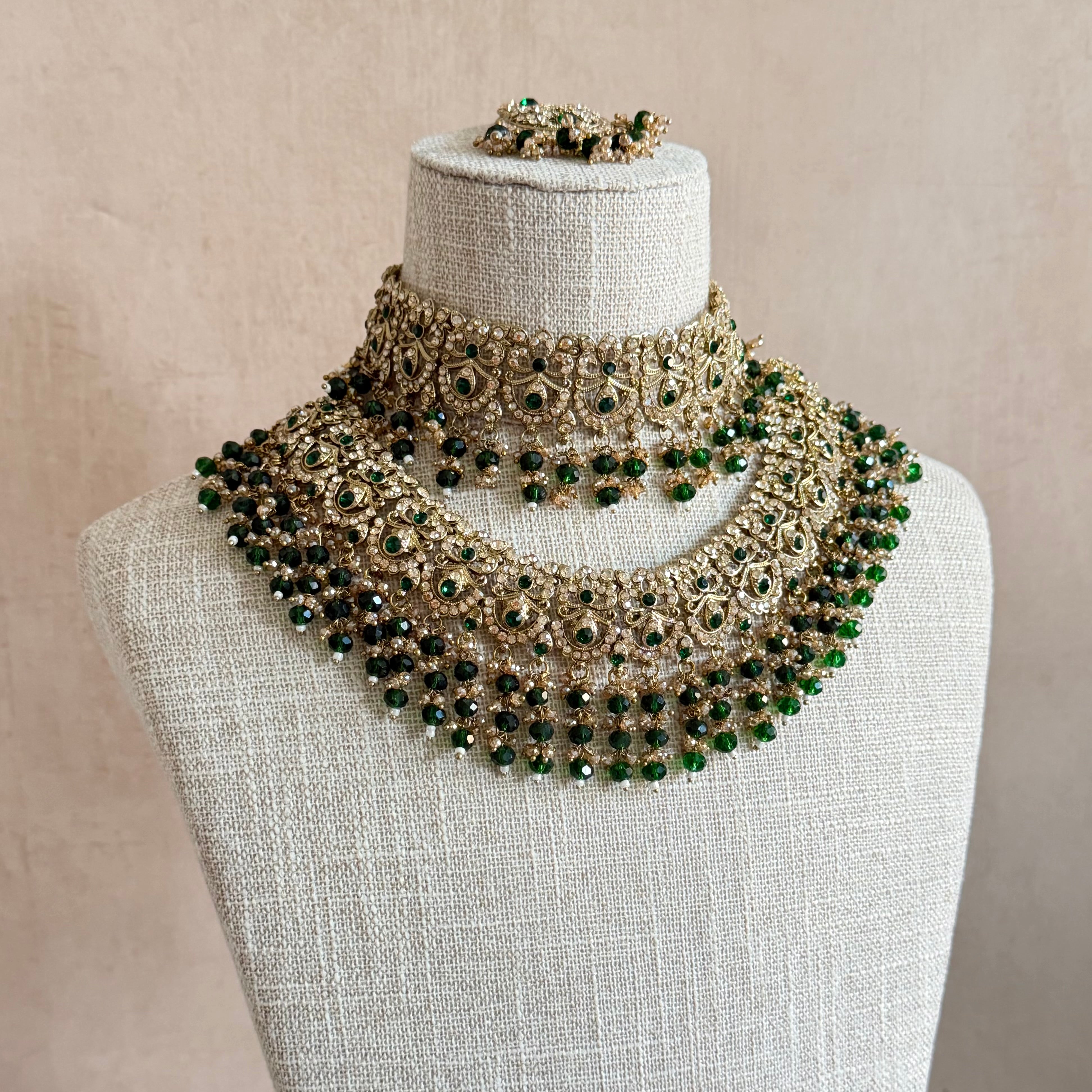 Raeesa Emerald Bridal Set - Ahseya & Co
