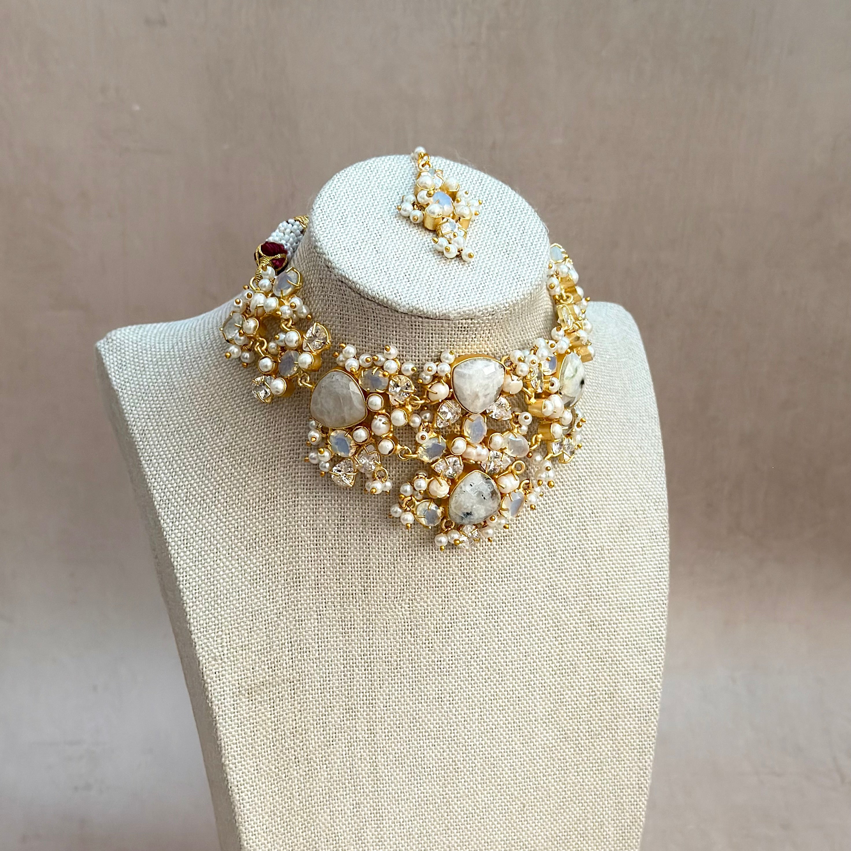 Qamara Crystal Choker Set - Ahseya & Co