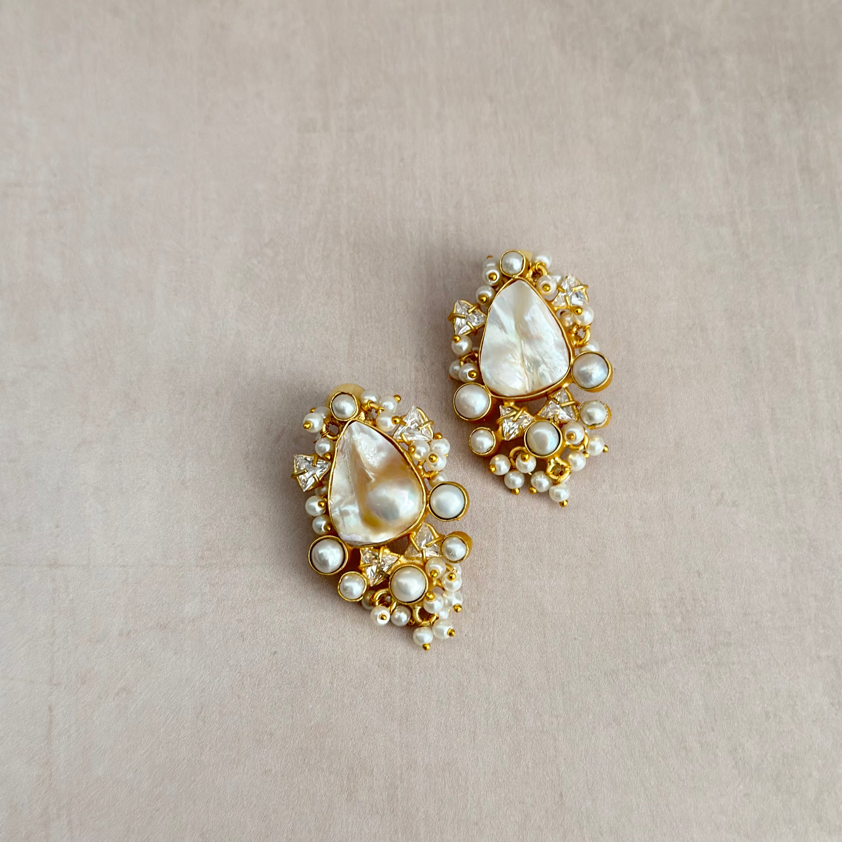 Sorella Pearl Stud Earrings - Ahseya & Co
