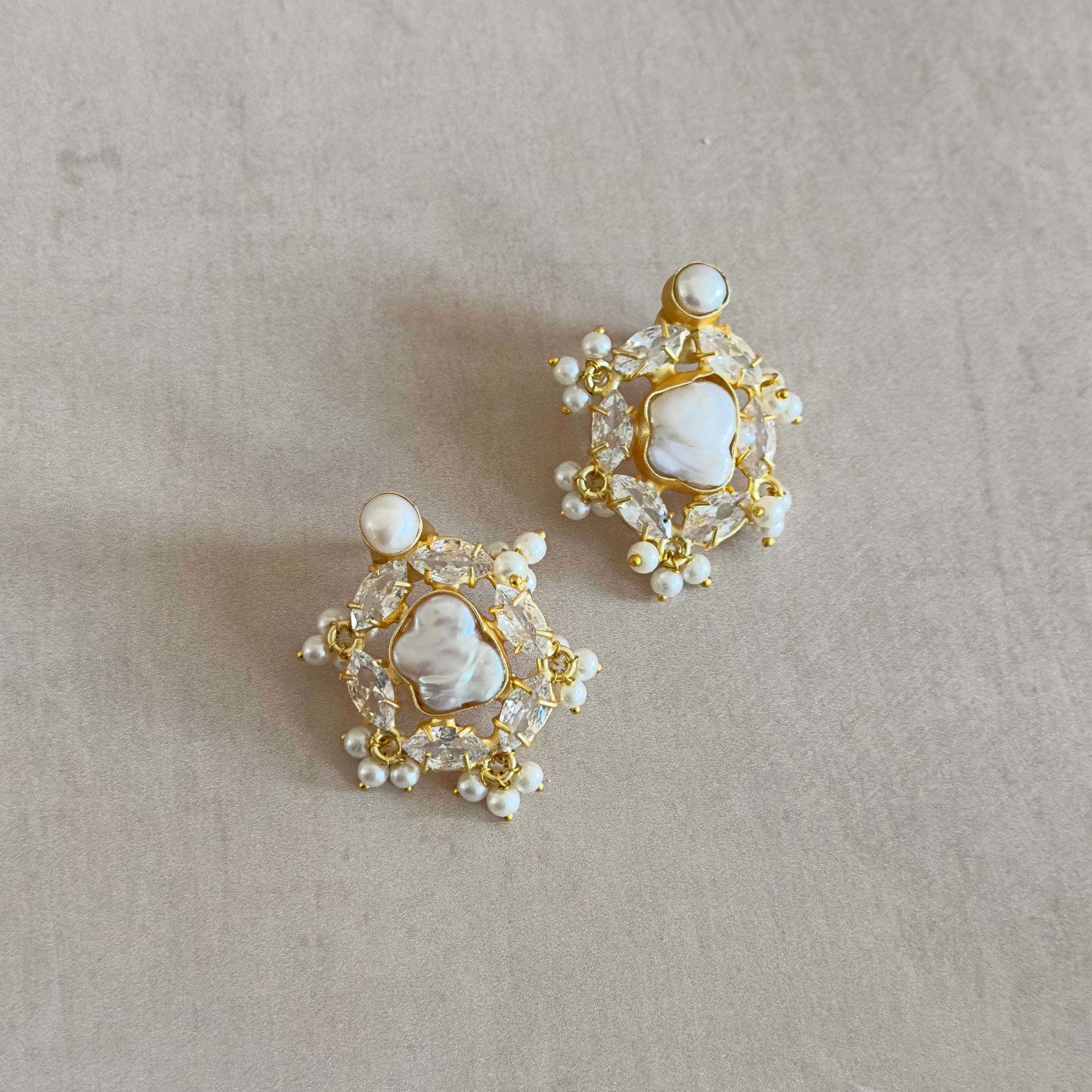 Anna Pearl Stud Earrings - Ahseya & Co