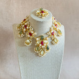 Avaya Olive Necklace Set