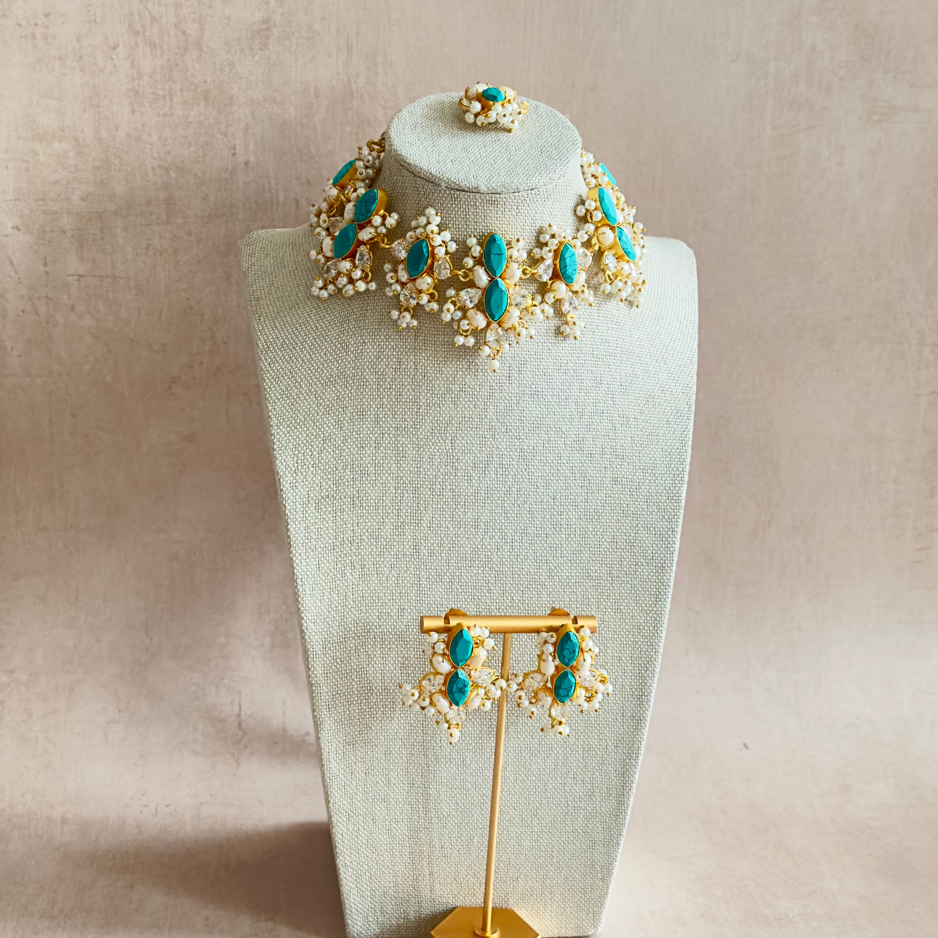 Hiba Turquoise Crystal Choker Set - Ahseya & Co