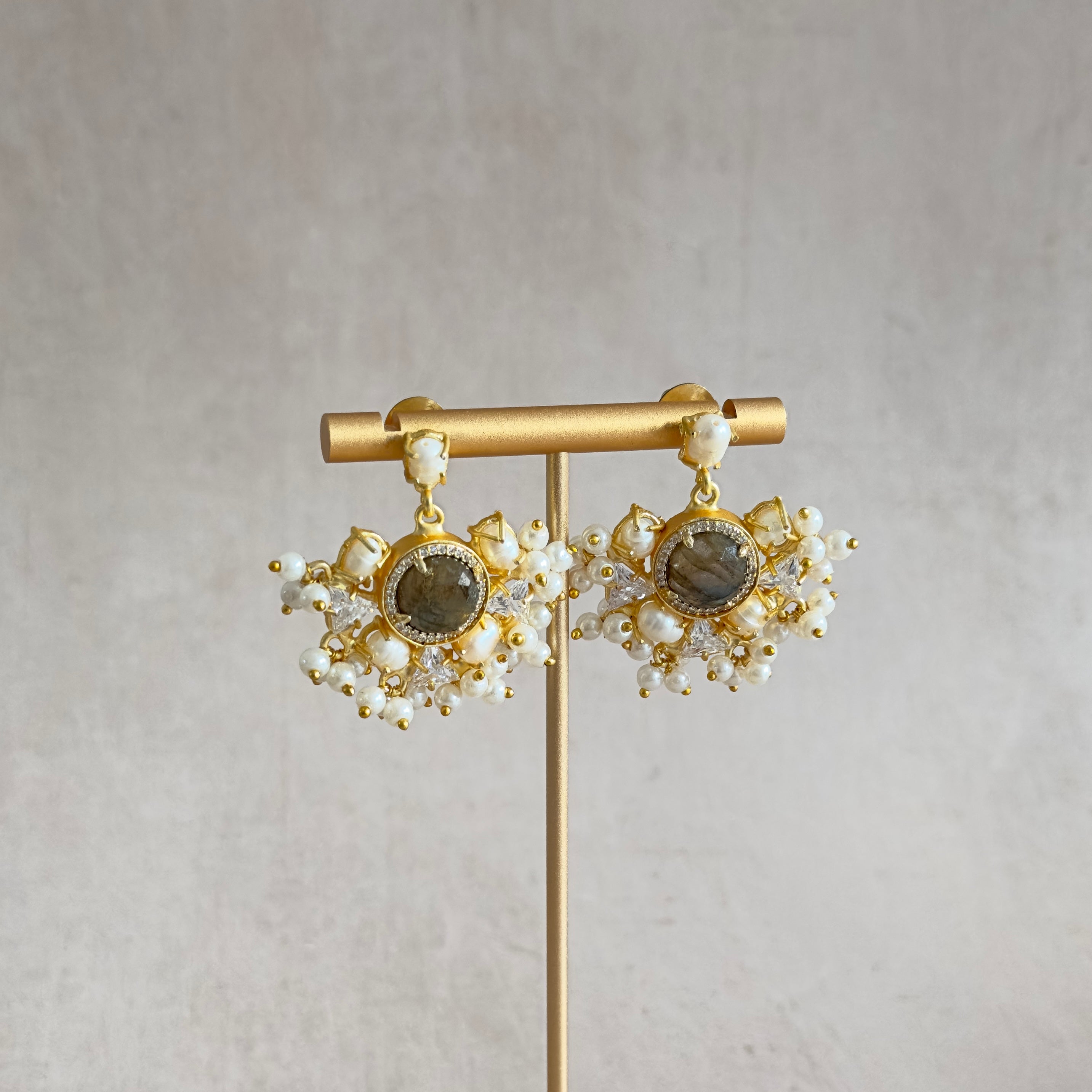 Anisa Pearl Drop Earrings - Ahseya & Co
