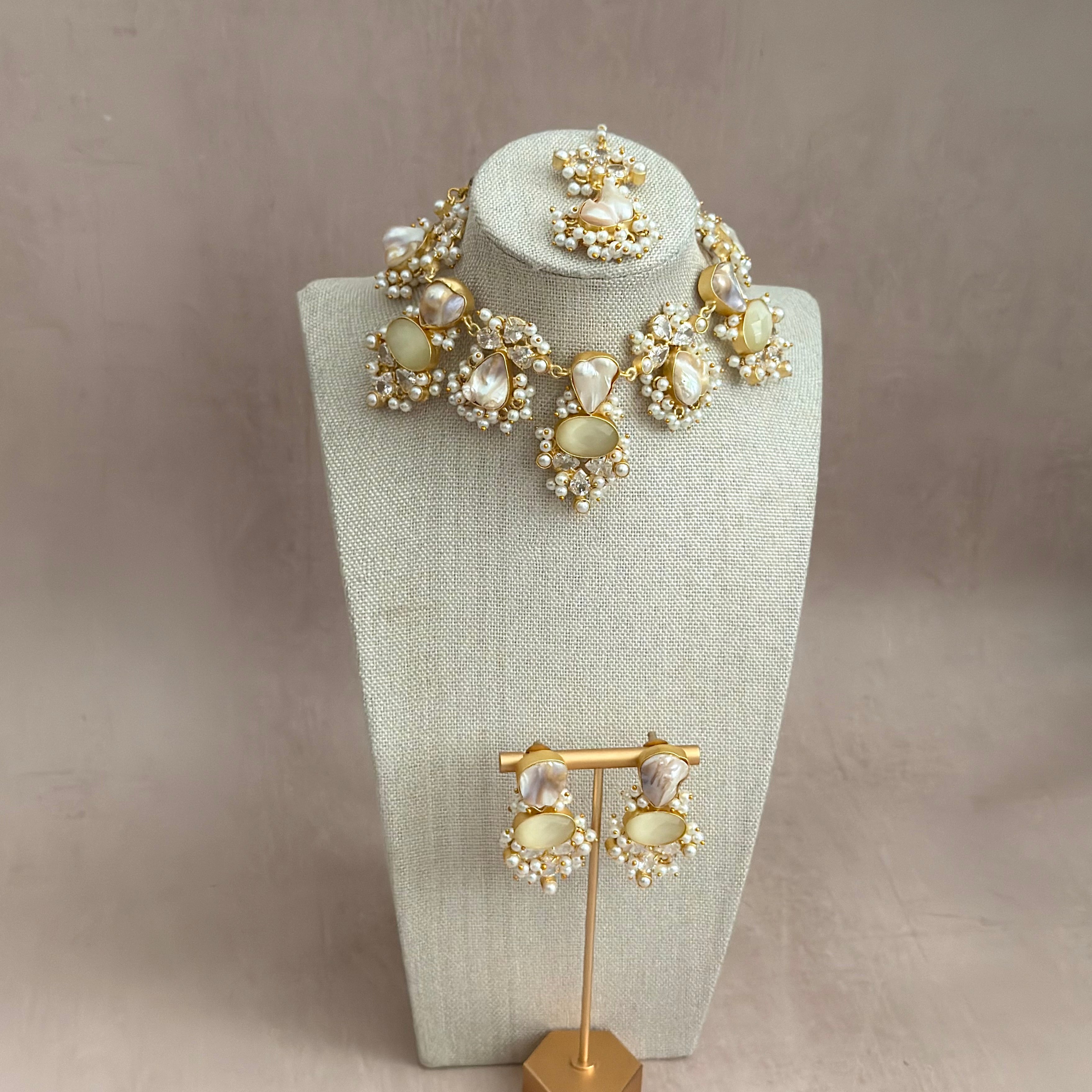 Valencia Pearl Crystal Necklace Set - Ahseya & Co