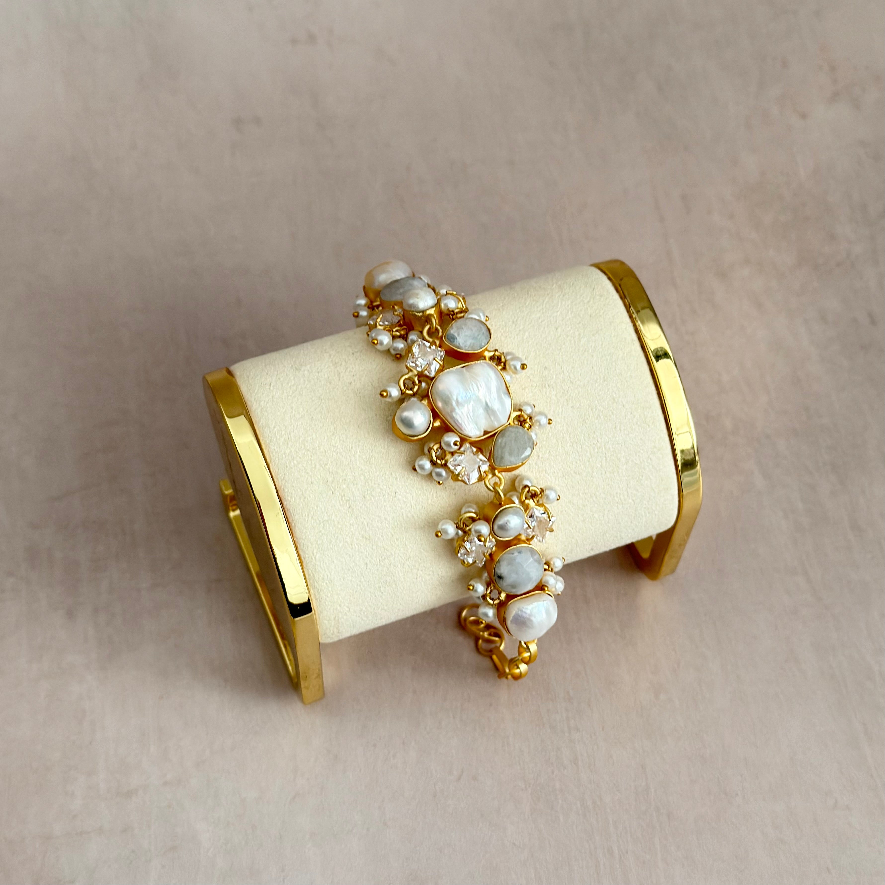 Brianna Pearl Crystal Bracelet - Ahseya & Co