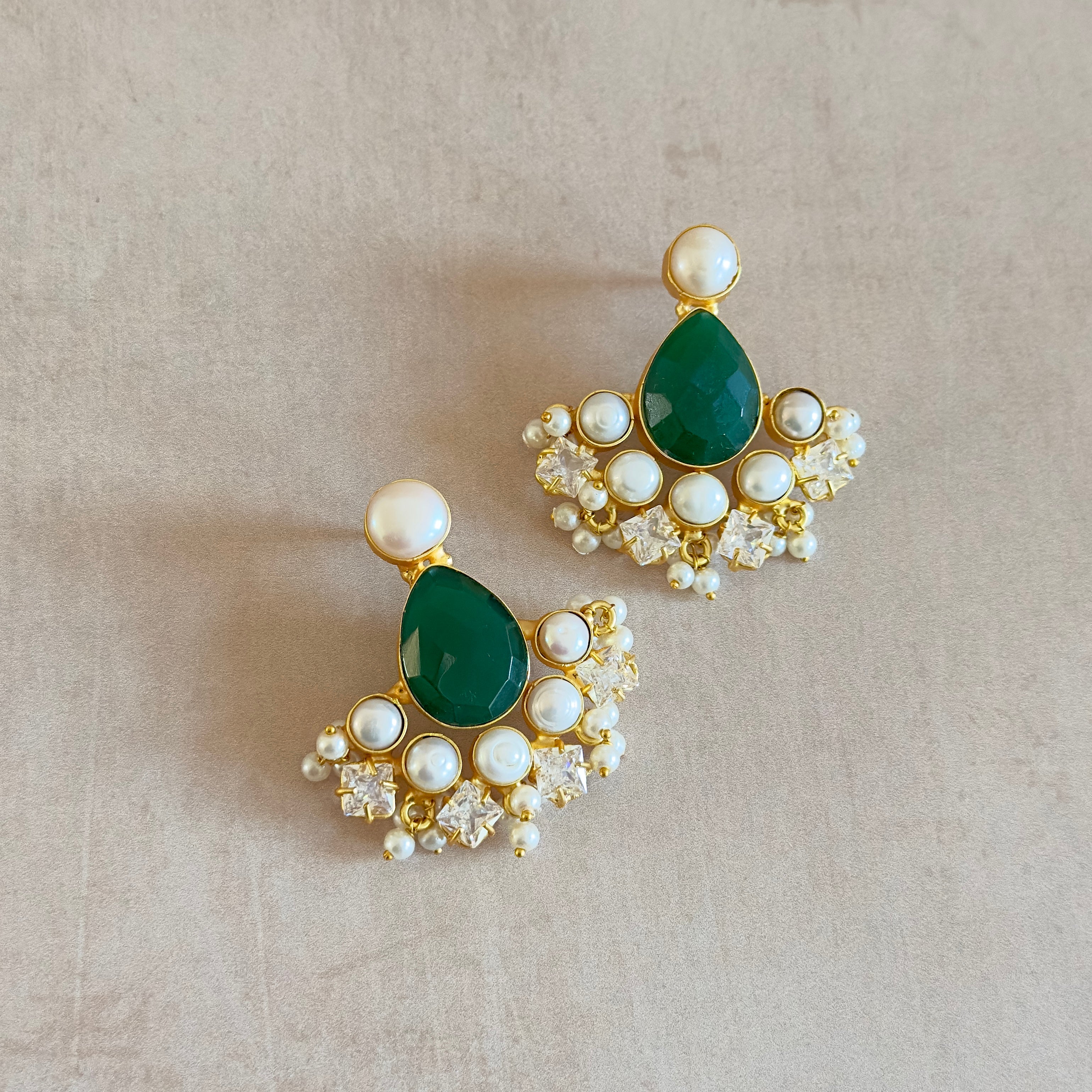 Aniq Green Stud Earrings - Ahseya & Co