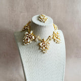Wafaa Pearl Crystal Necklace Set - Ahseya & Co