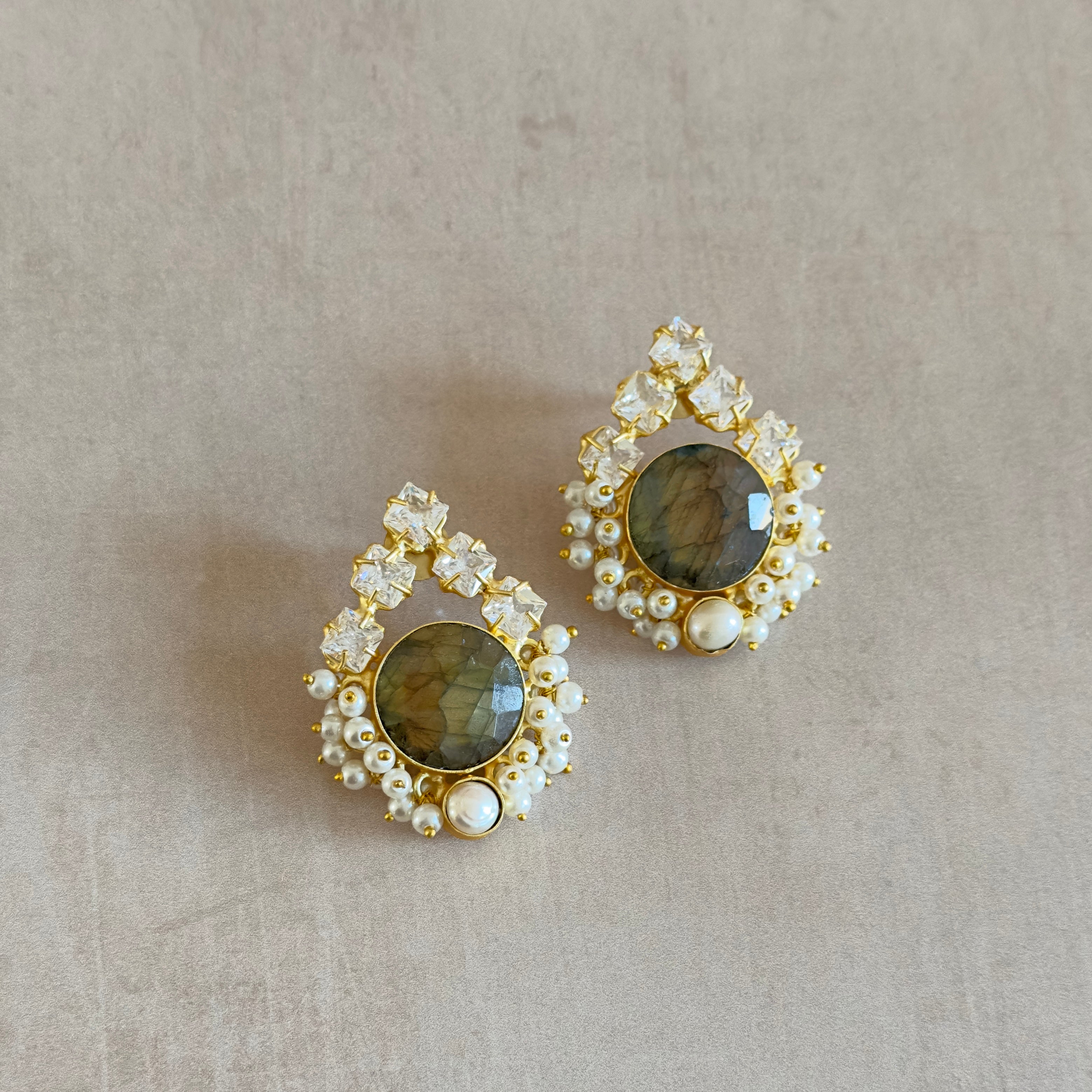 Vivienne Crystal Stud Earrings - Ahseya & Co
