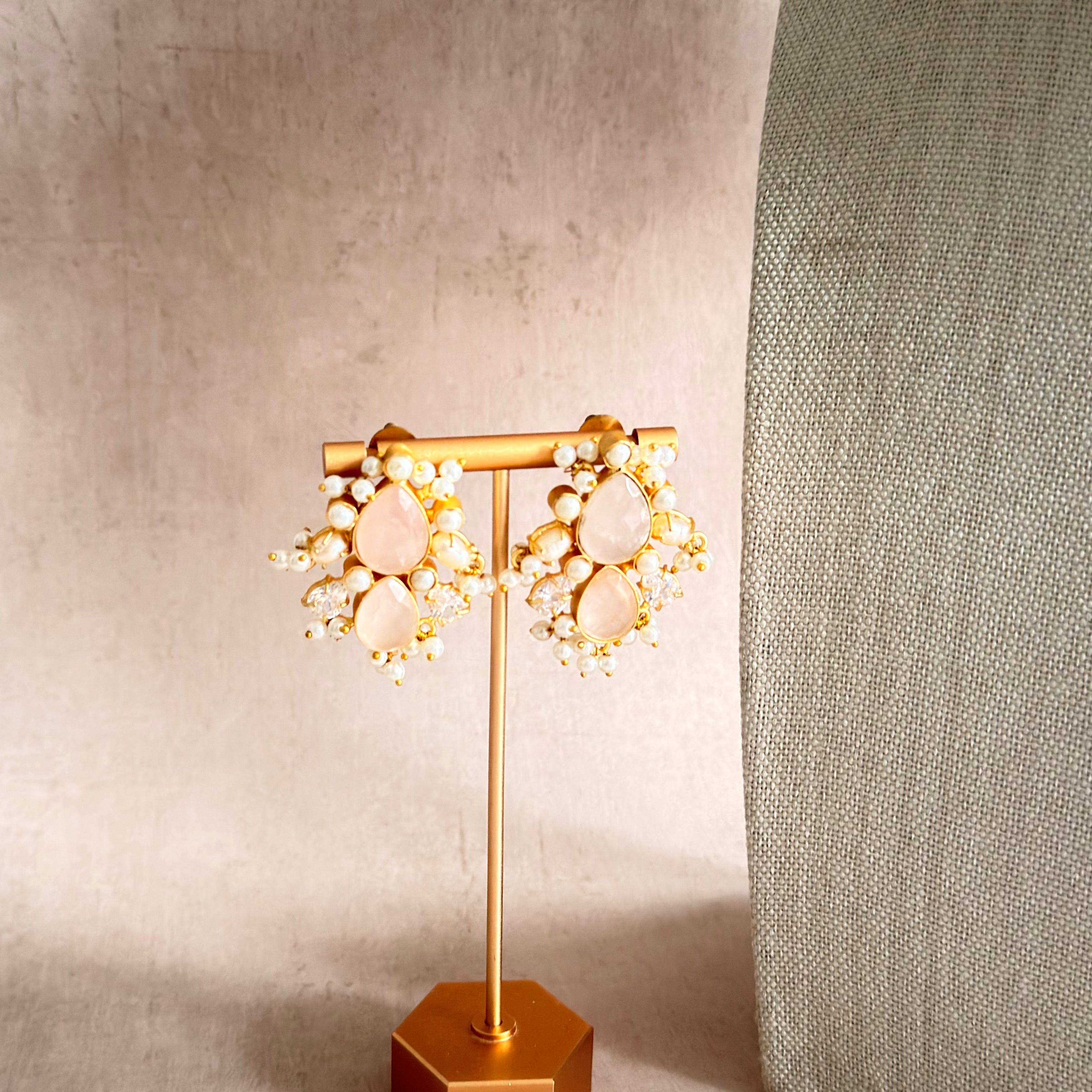 Tayla Rose Pearl Necklace Set - Ahseya & Co