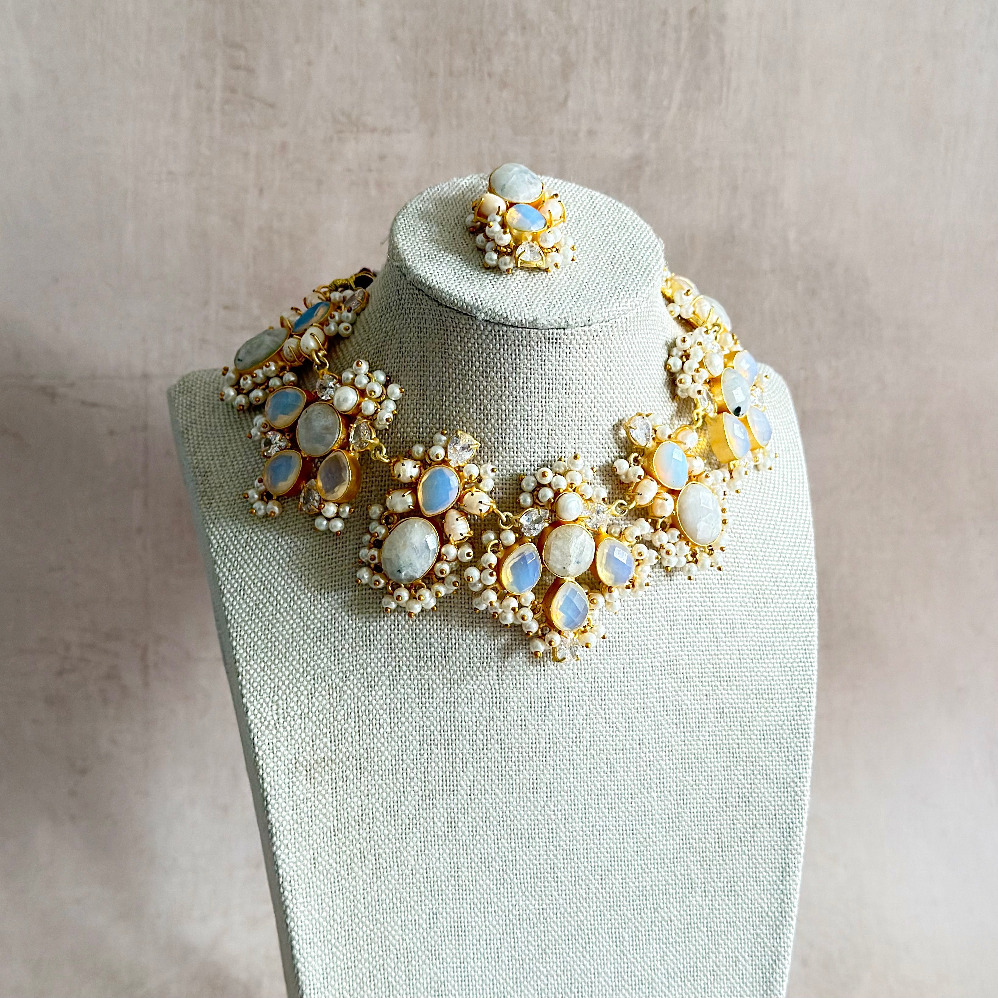 Vayda Crystal Necklace Set - Ahseya & Co