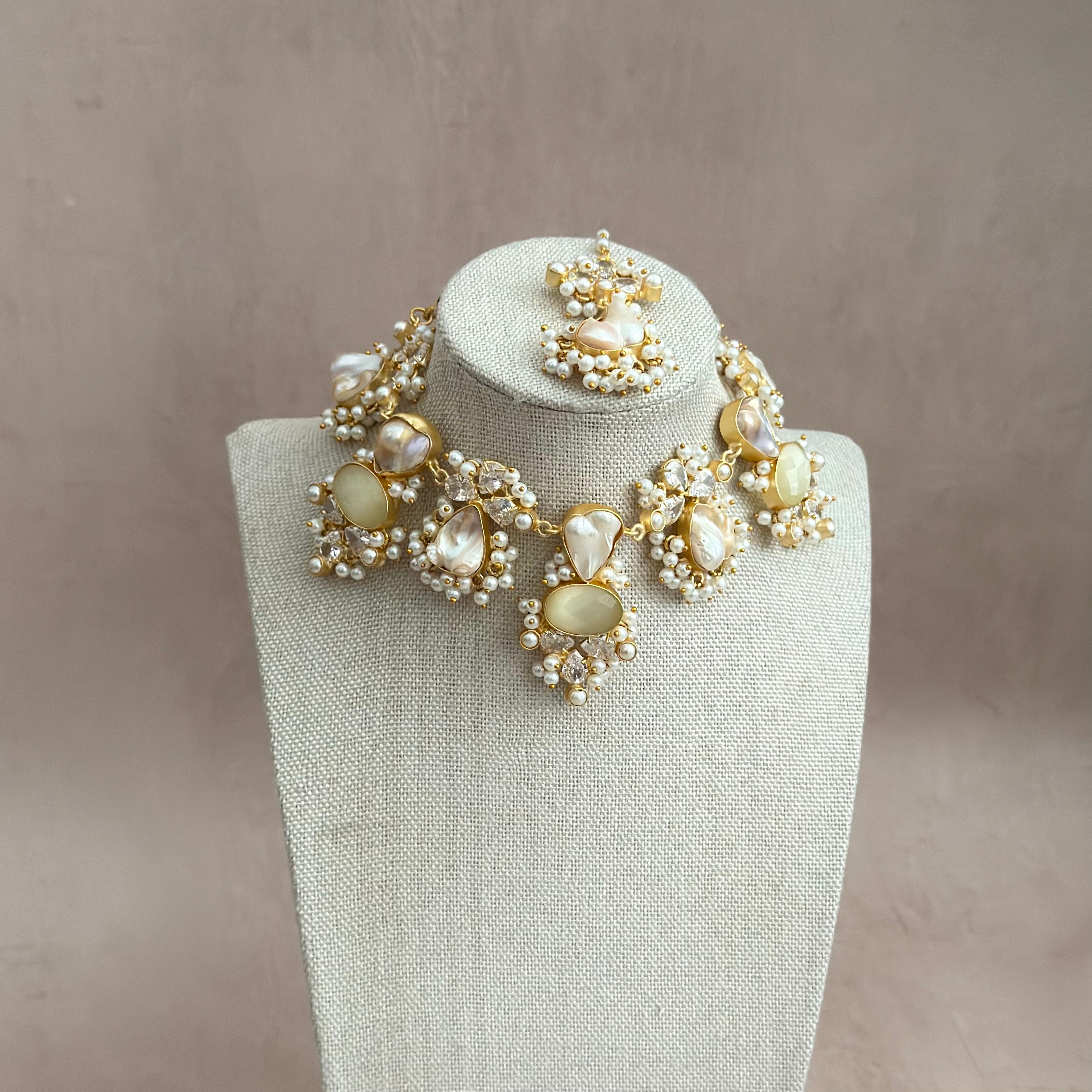 Valencia Pearl Crystal Necklace Set - Ahseya & Co