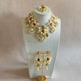 Avaya Olive Necklace Set