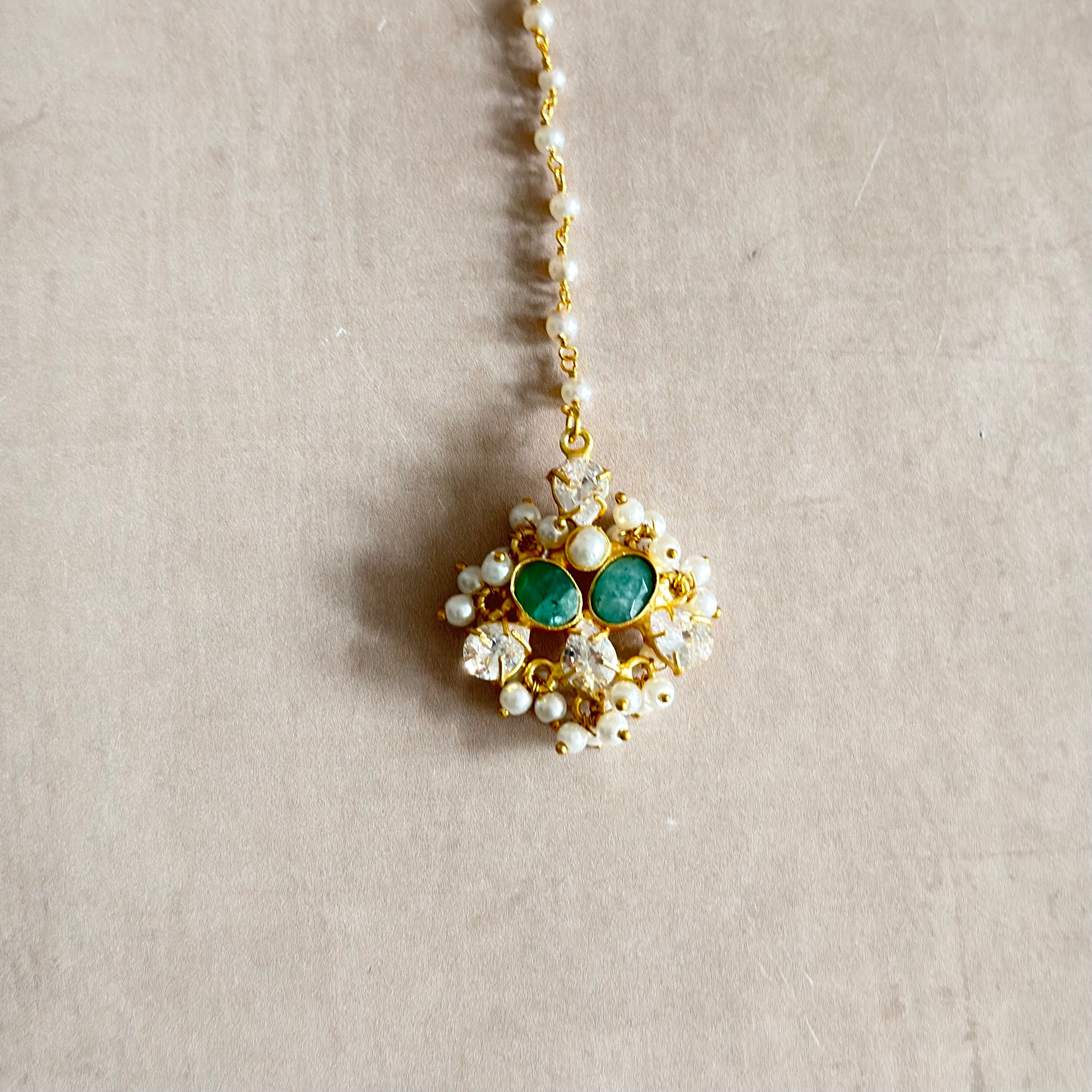 Munira Crystal  Necklace Set - Ahseya & Co