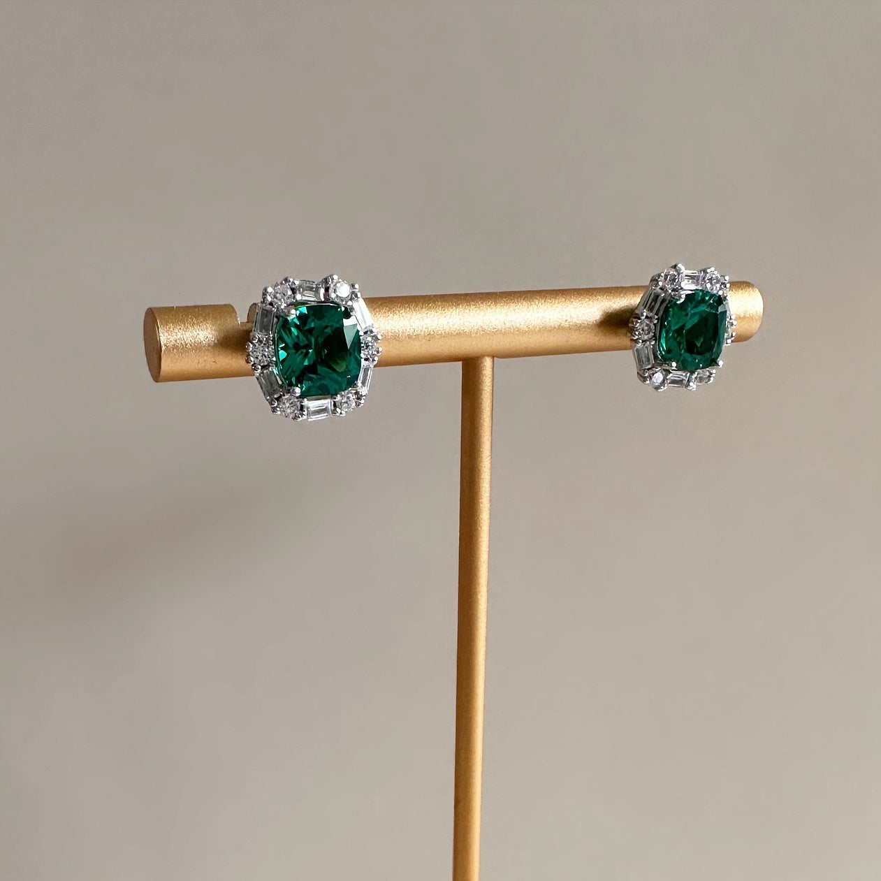 Daria Emerald Crystal Stud Earrings - Ahseya & Co.