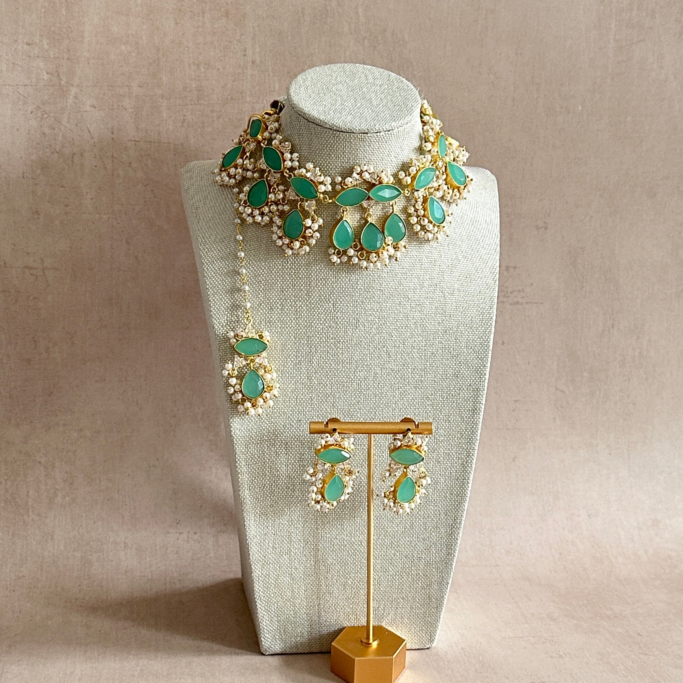 Qadira Mint Crystal Necklace Set - Ahseya & Co.