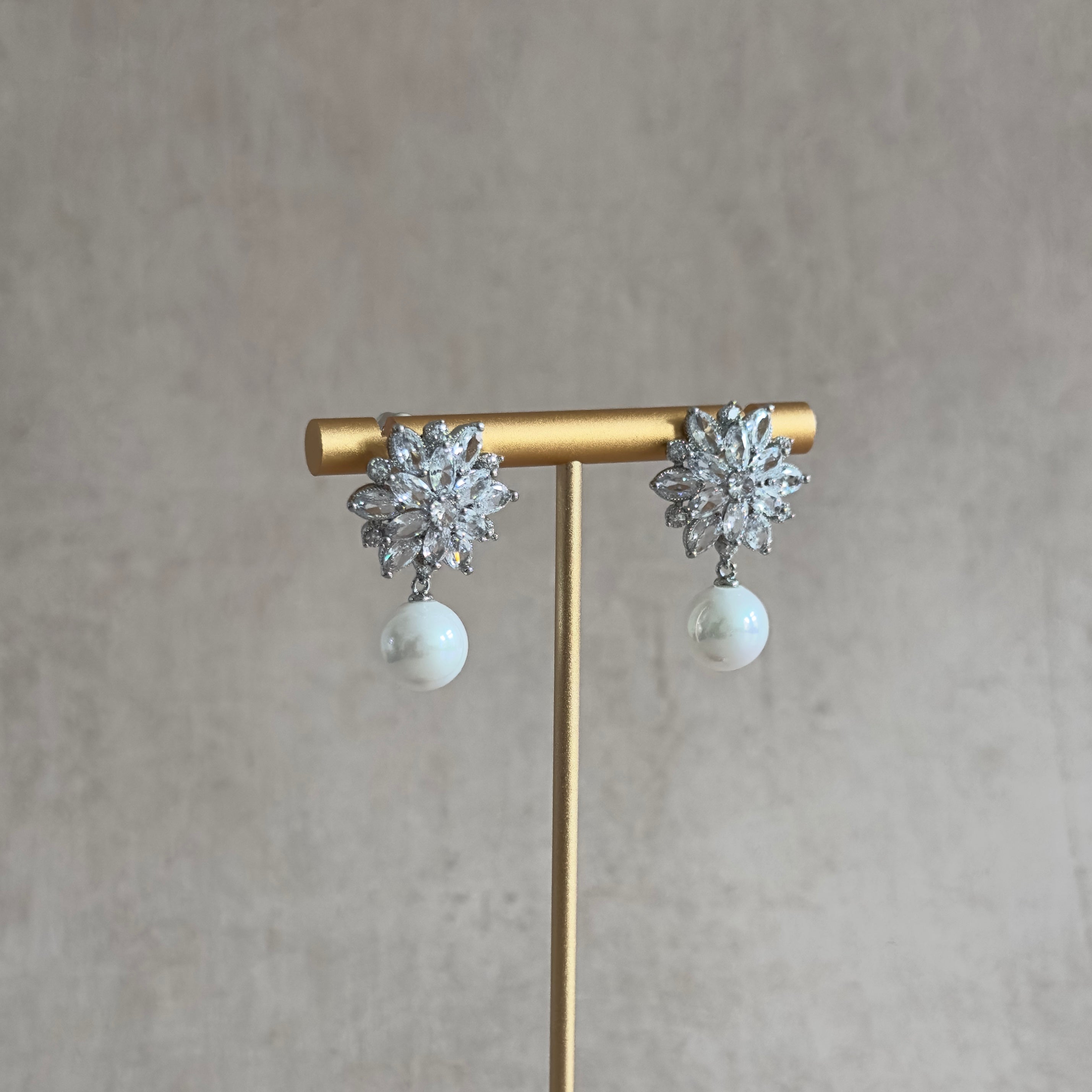 Silver CRystal Pearl Drop Earrings - Ahseya & Co.