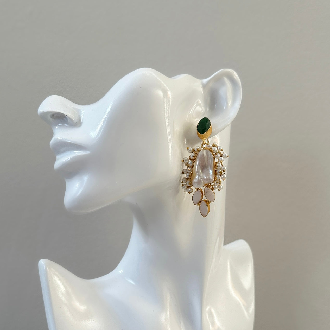 Farah Pearl Tikka and Earring Set - Ahseya & Co.