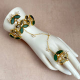 Meherin Green Hand Harness