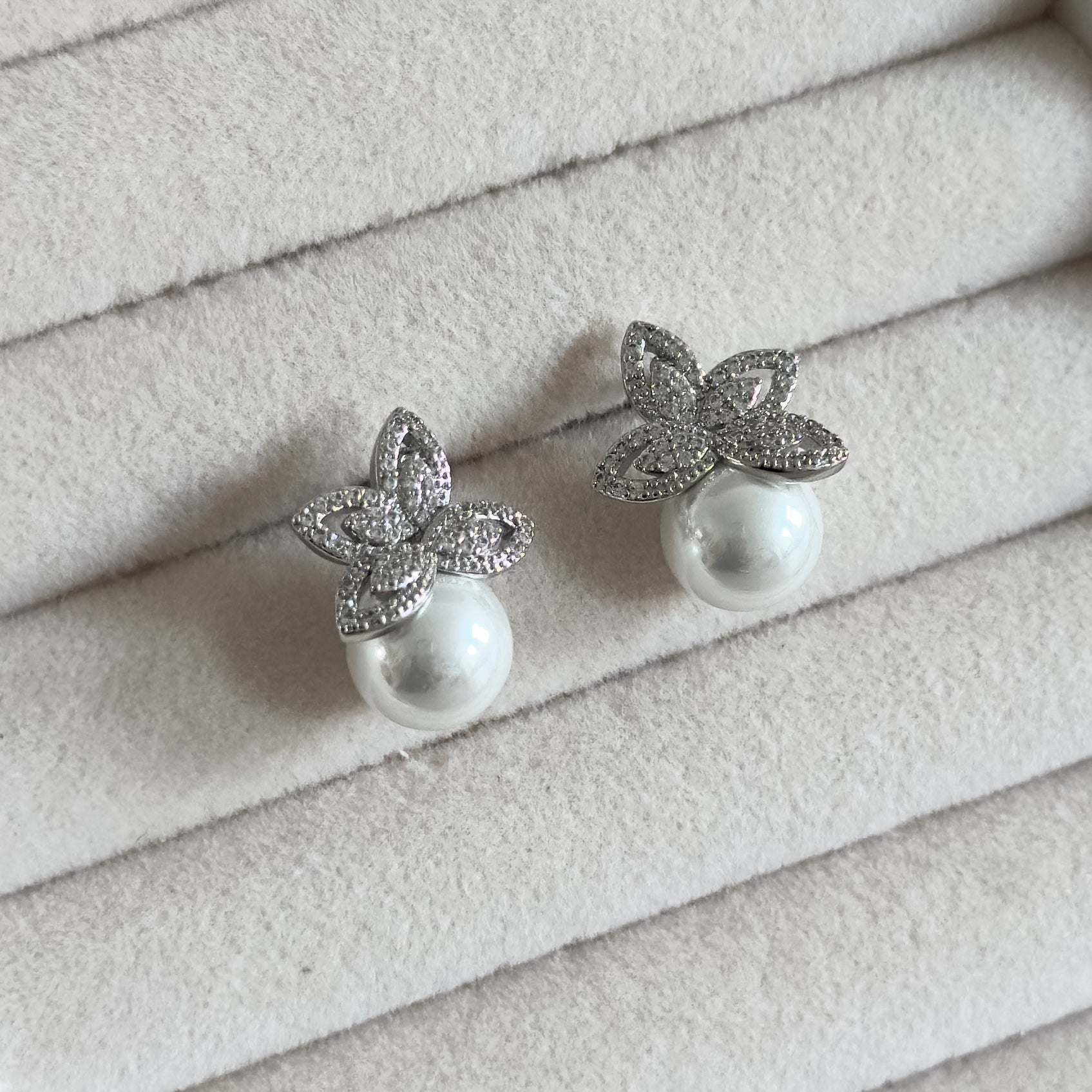 Pearl Shard Crystal Earrings - Ahseya & Co.
