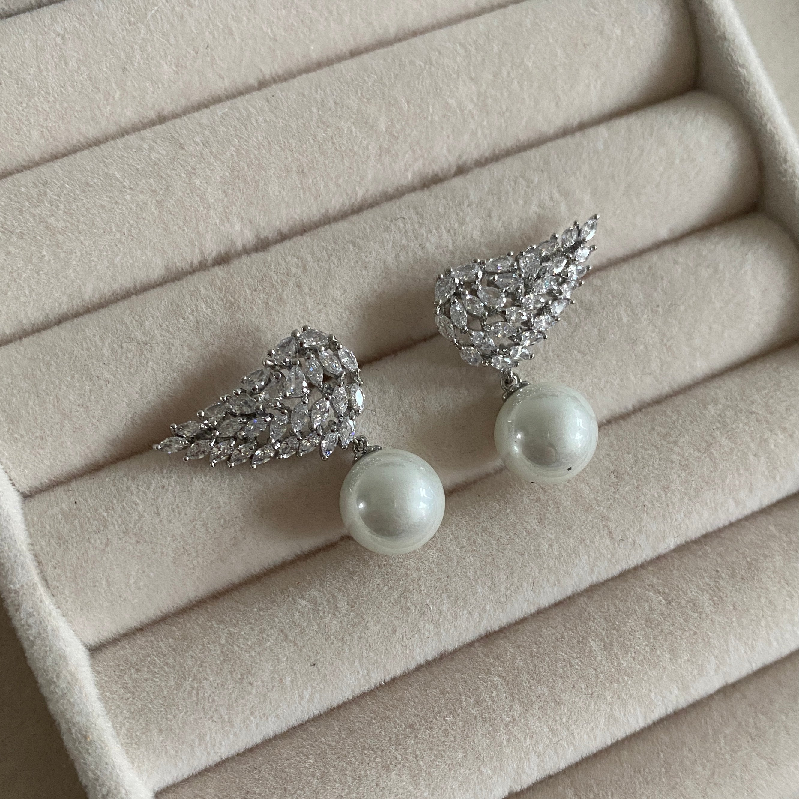 Angel Wing Pearl Earrings - Ahseya & Co.